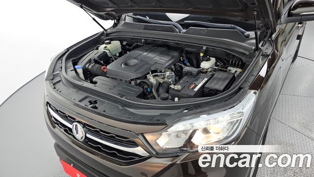 SsangYong Rexton 2018 thumb 7