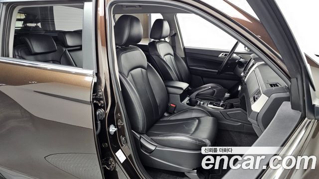 SsangYong Rexton 2018 thumb 12