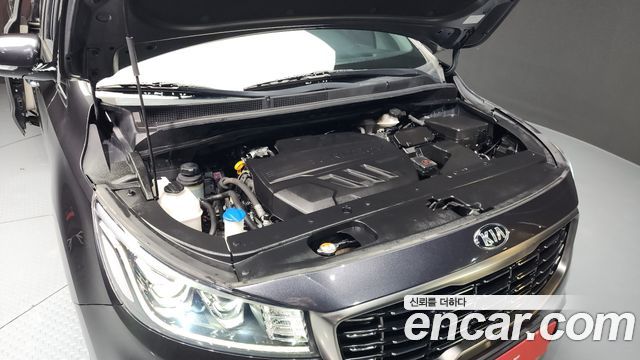 Kia Carnival 2019 thumb 7