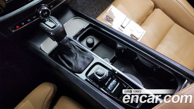 Volvo V60 2020 thumb 10