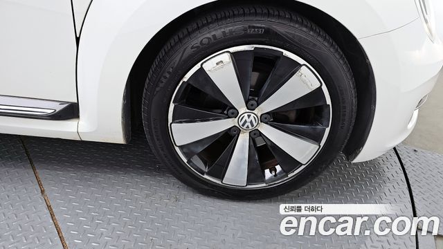 Volkswagen Beetle 2013 thumb 6