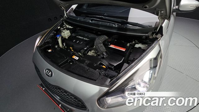 Kia Carens 2013 thumb 6