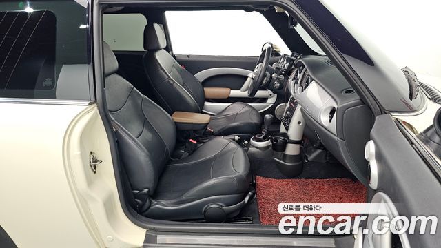 Mini Hatch 2004 thumb 10