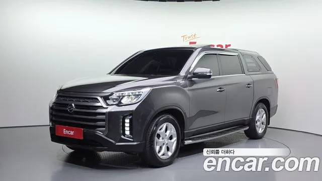 SsangYong Rexton 2021 thumb 2