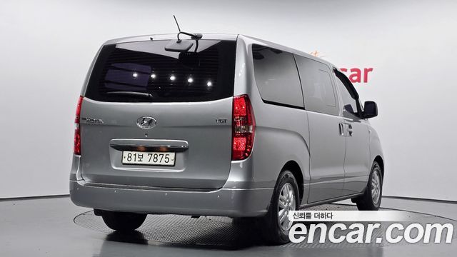 Hyundai Starex 2016 thumb 3