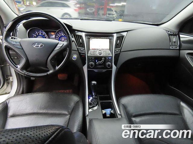 Hyundai Sonata 2010 thumb 8