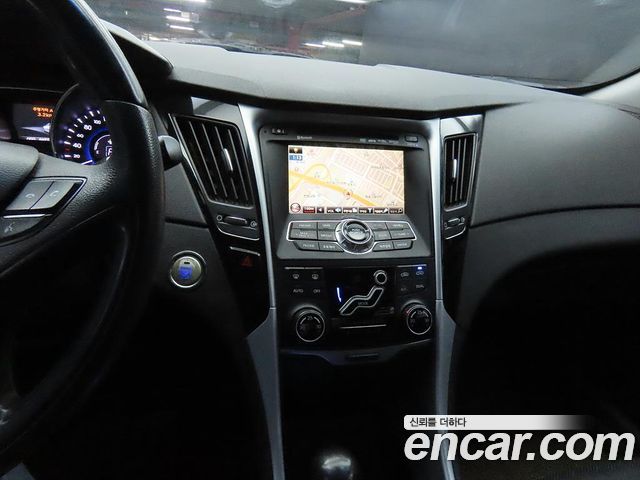 Hyundai Sonata 2010 thumb 11