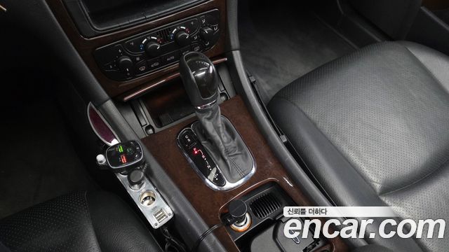 Mercedes-Benz C-Class 2004 thumb 9