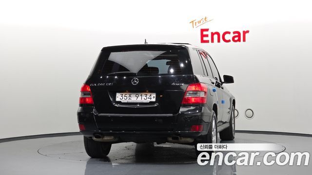Mercedes-Benz GLK 2010 thumb 5