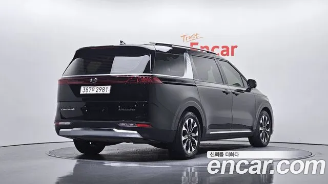Kia Carnival 2020 thumb 3