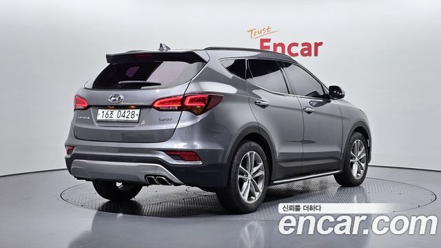 Hyundai Santa Fe 2016 thumb 3