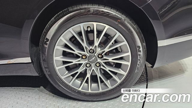 Genesis G80 2022 thumb 6