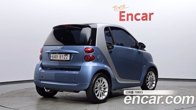 Smart Fortwo 2012 thumb 3