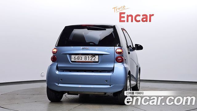 Smart Fortwo 2012 thumb 5