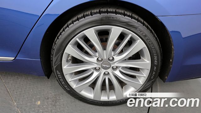 Genesis G80 2016 thumb 6