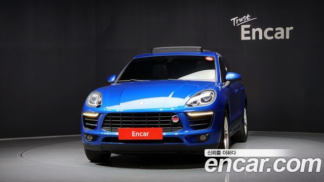 Porsche Macan 2015 thumb 4