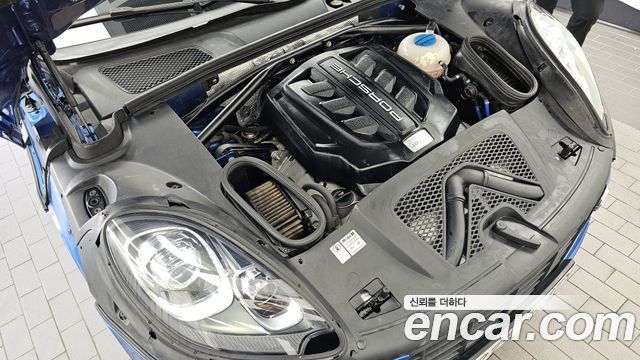 Porsche Macan 2015 thumb 7