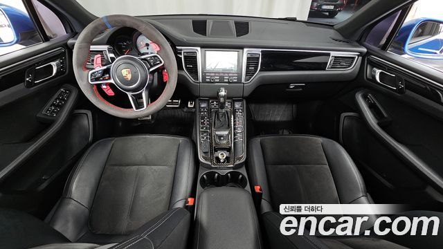 Porsche Macan 2015 thumb 8