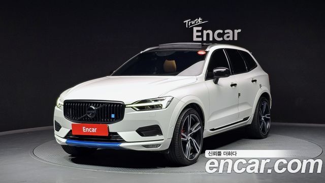 Volvo XC60 2017 thumb 2