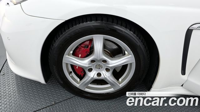 Porsche Panamera 2012 thumb 5