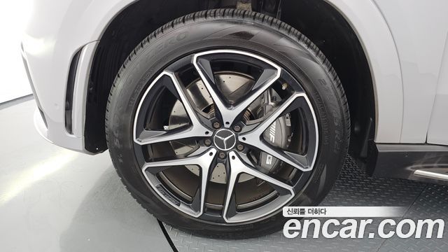 Mercedes-Benz GLE 2023 thumb 6