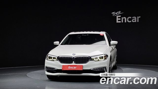 BMW 5 серии 2018 thumb 4