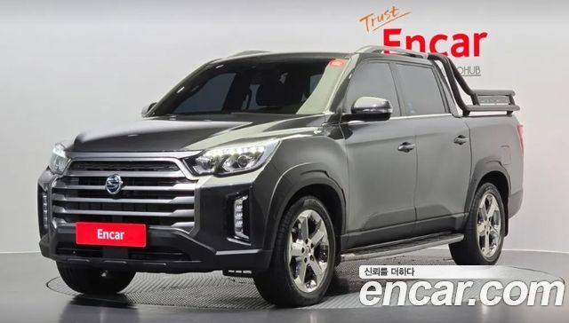 SsangYong Rexton 2021 thumb 2