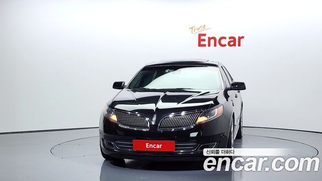 Lincoln MKS 2013 thumb 4