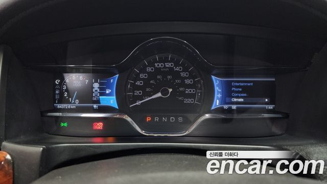 Lincoln MKS 2013 thumb 9