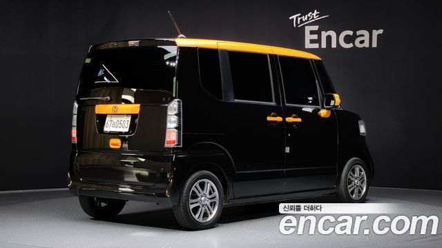 Honda N-BOX 2015 thumb 3
