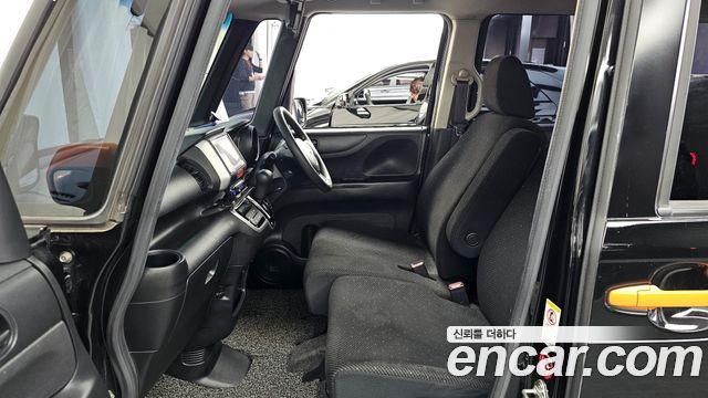 Honda N-BOX 2015 thumb 12