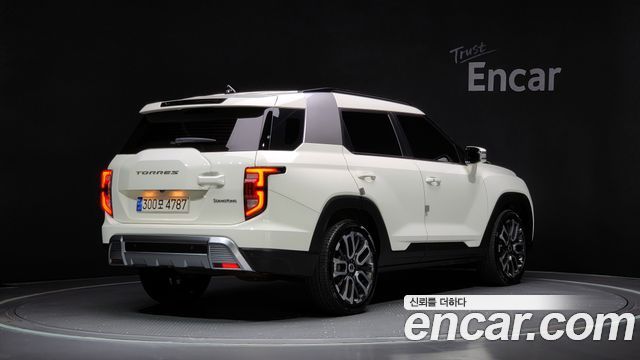 SsangYong Torres 2023 thumb 3