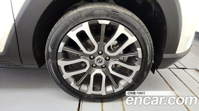 SsangYong Torres 2023 thumb 5