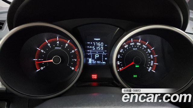 SsangYong Tivoli 2015 thumb 8