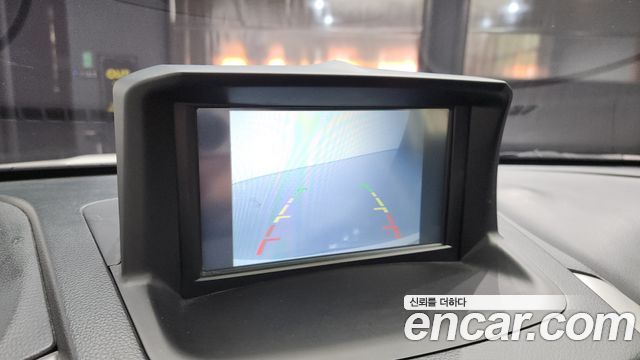 SsangYong Tivoli 2015 thumb 11