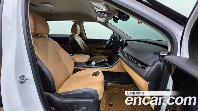 Kia Carnival 2022 thumb 11