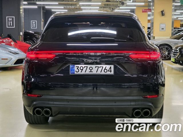 Porsche Cayenne 2019 thumb 5