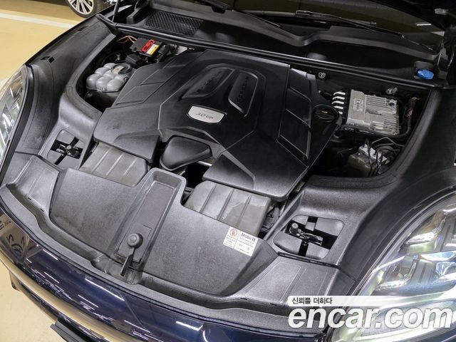 Porsche Cayenne 2019 thumb 7