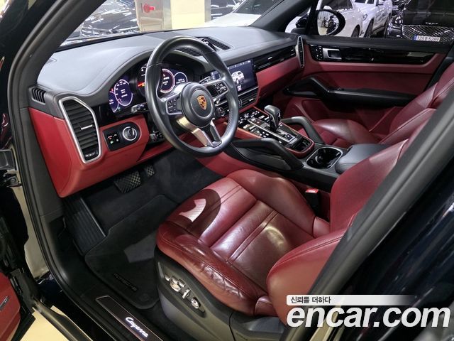 Porsche Cayenne 2019 thumb 8