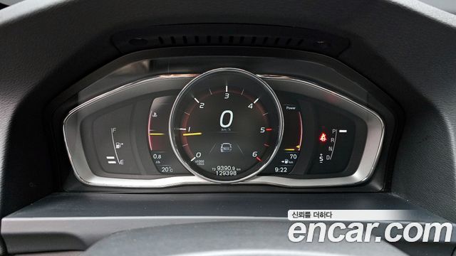 Volvo S60 2015 thumb 9