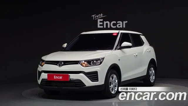 SsangYong Tivoli 2021 thumb 2