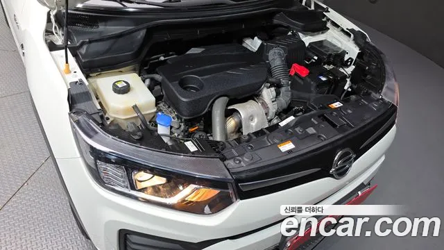 SsangYong Tivoli 2021 thumb 6