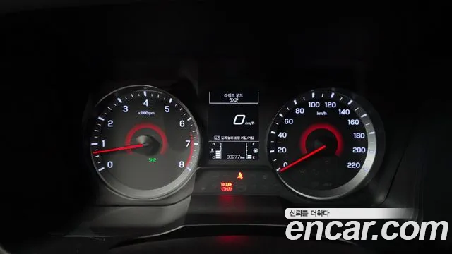 SsangYong Tivoli 2021 thumb 8