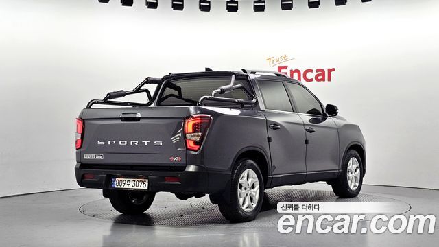 SsangYong Rexton 2022 thumb 3