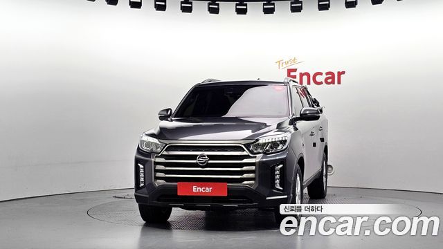 SsangYong Rexton 2022 thumb 4