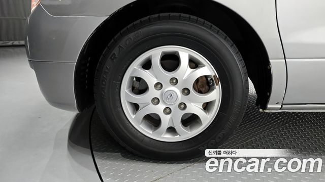 Hyundai Starex 2015 thumb 5