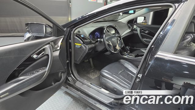 Hyundai Grandeur 2012 thumb 11