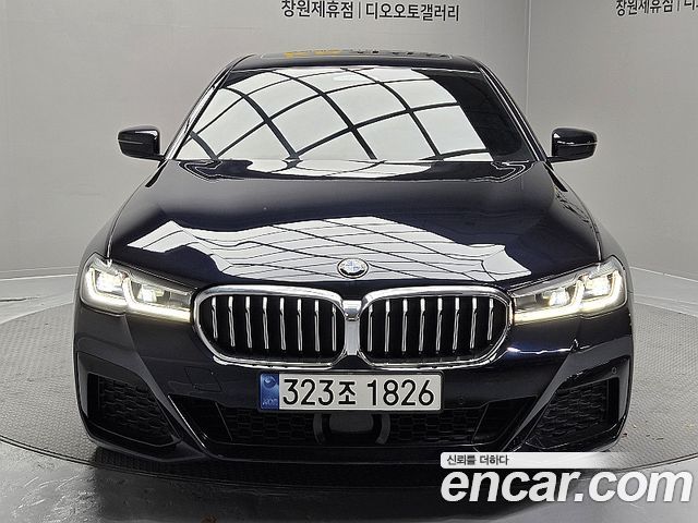 BMW 5 серии 2020 thumb 3