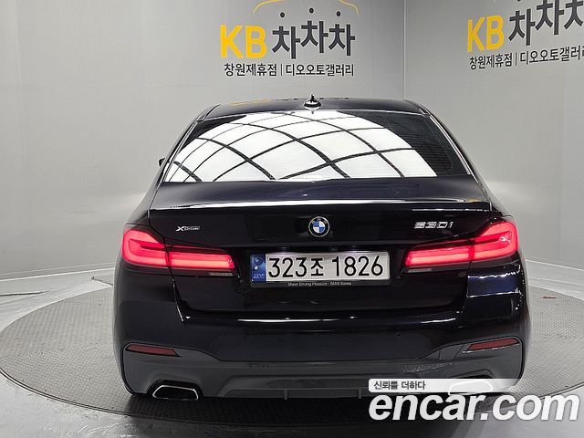 BMW 5 серии 2020 thumb 7