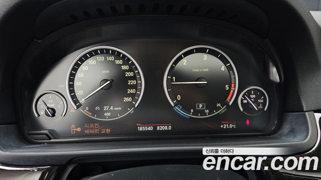 BMW 5 серии 2011 thumb 8